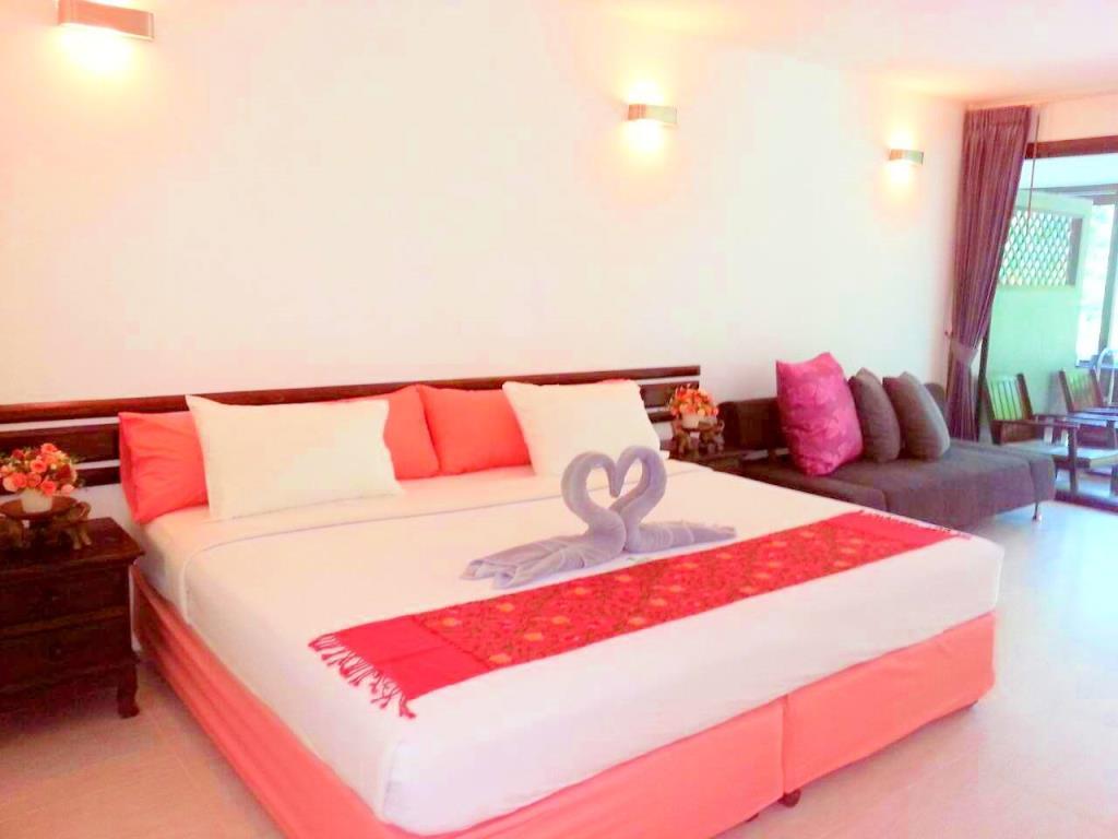 Banraya And Hotel Phuket